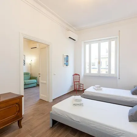 Flaminia View By In Daire